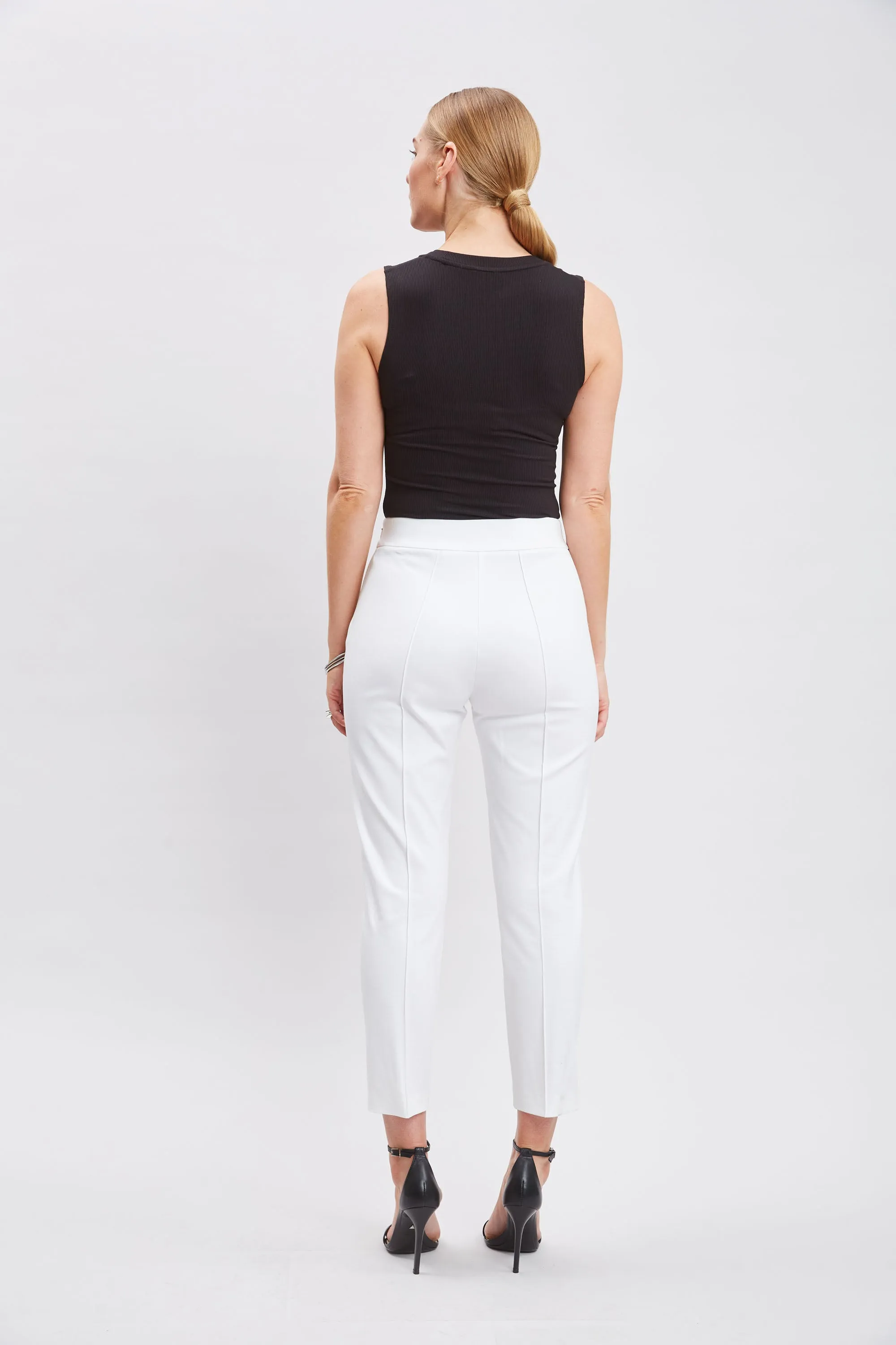 Contour Slim Cropped Pant