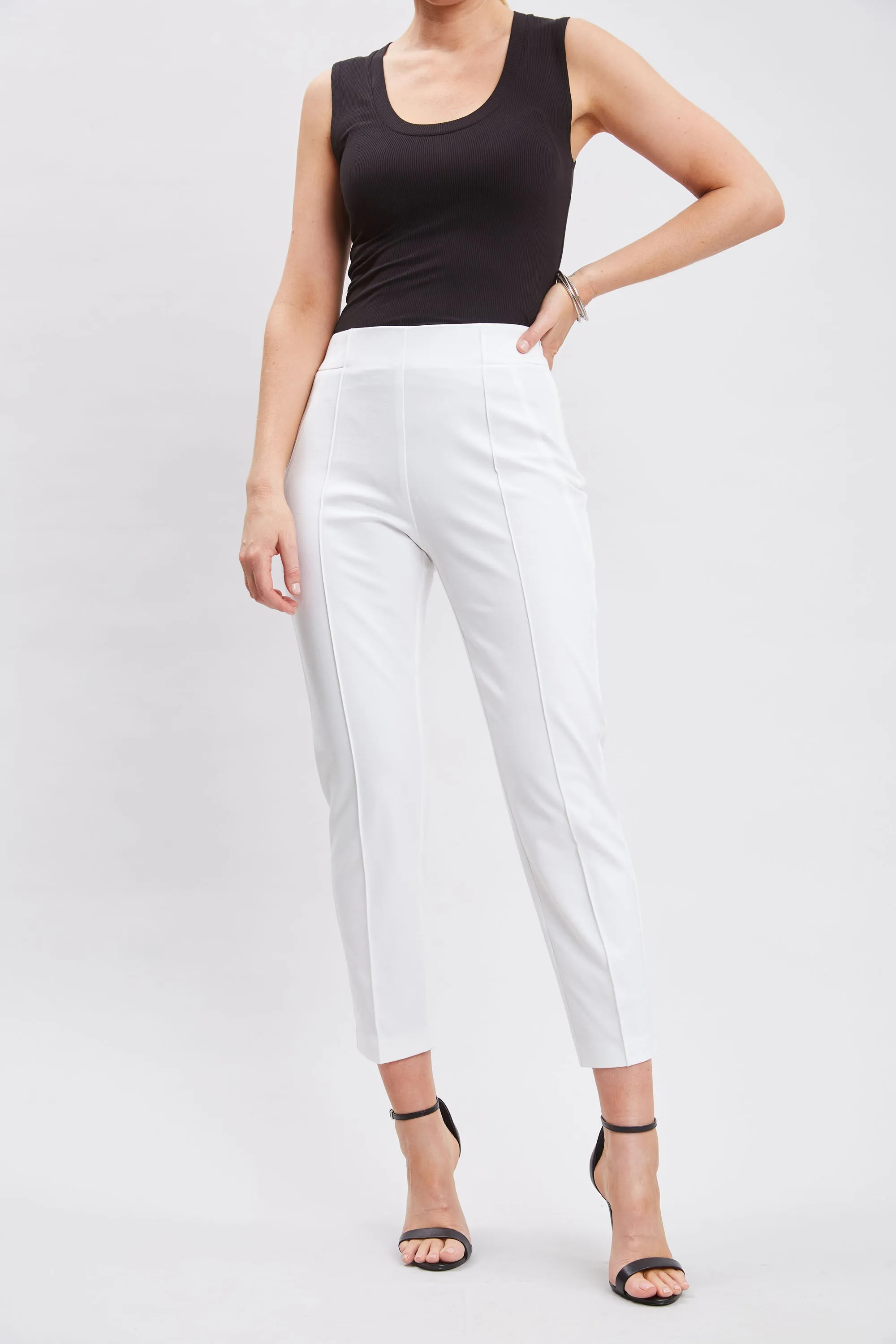 Contour Slim Cropped Pant