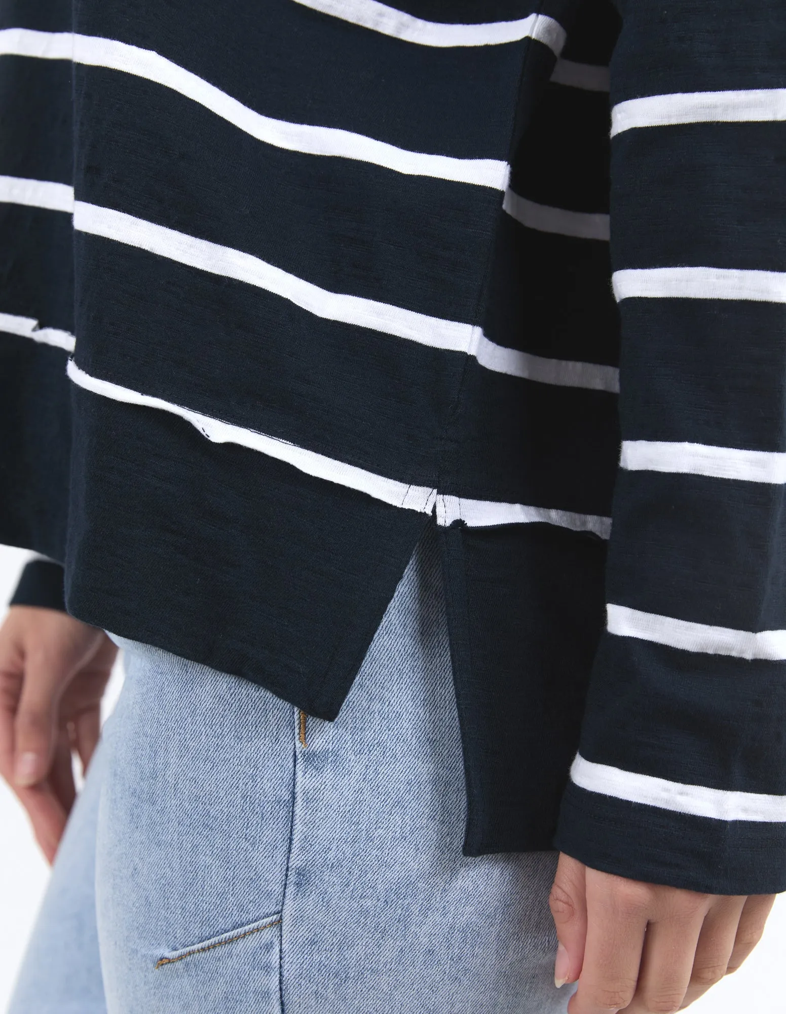 Foxwood Jayne Stripe Throw On Top Navy White Stripe