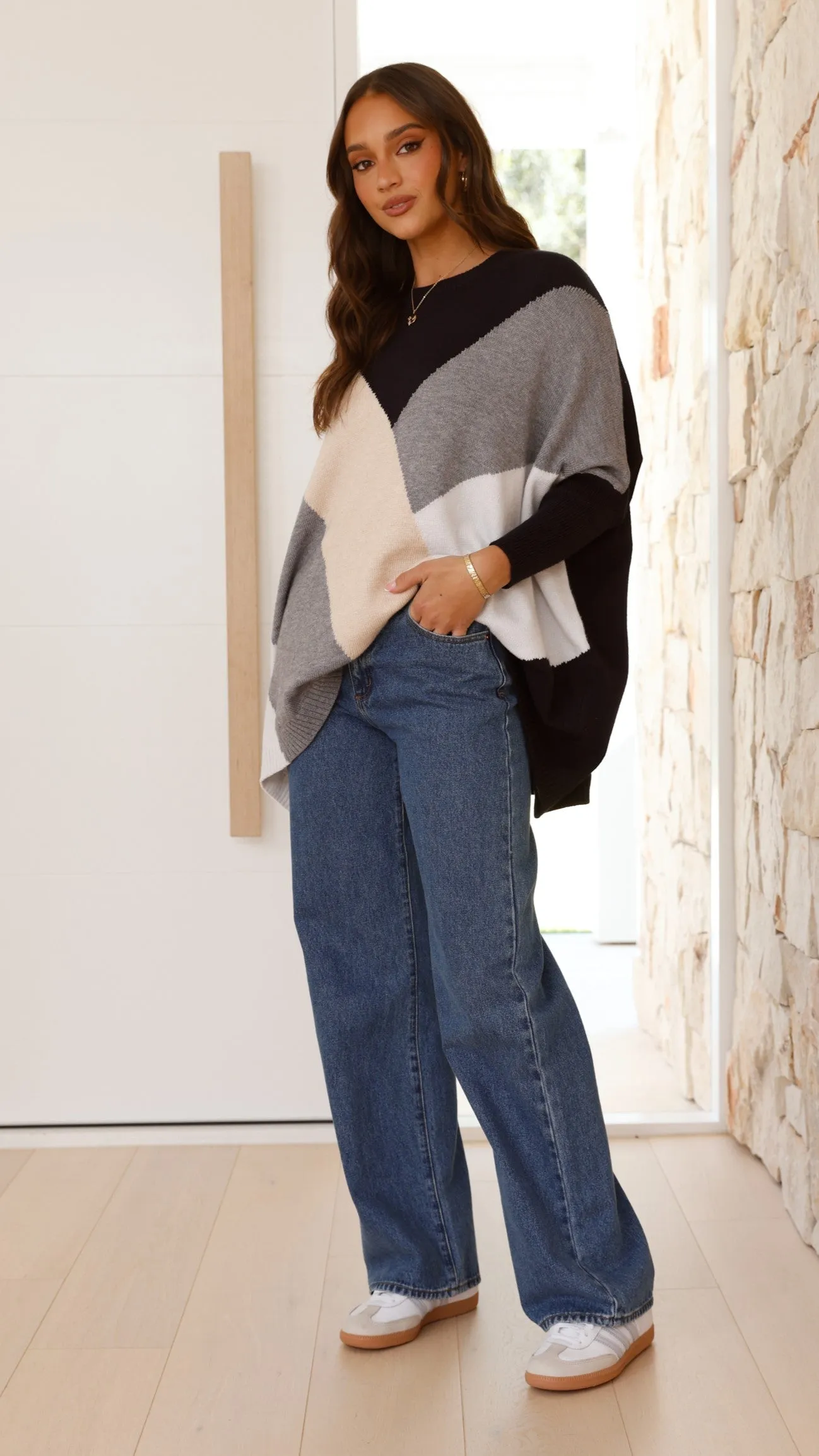 Poppy Jumper - Black/Beige Print