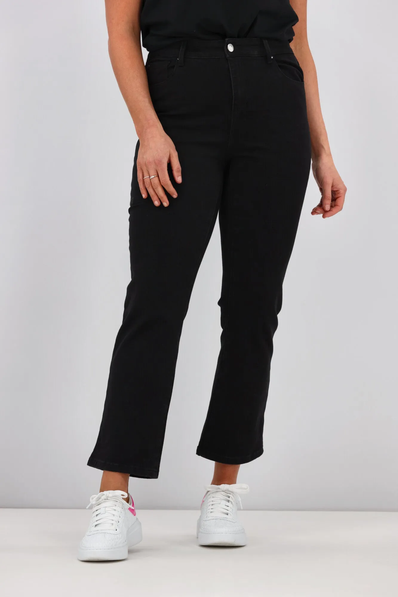 Shine On Label Sculpt Cropped Bootleg Jeans Black
