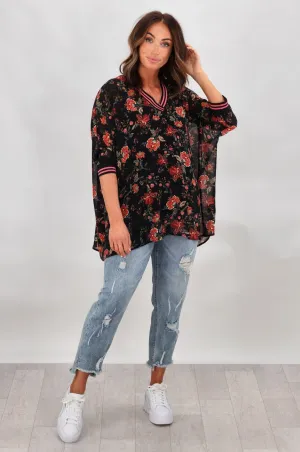 Shine On Label Tylee Top Top Black Floral
