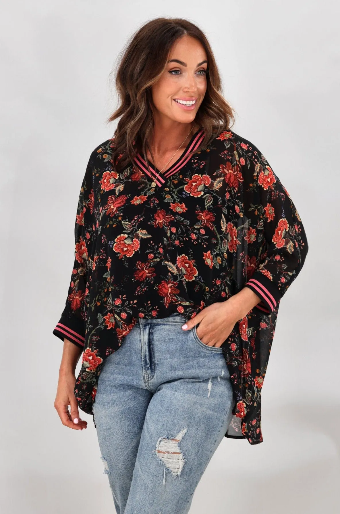 Shine On Label Tylee Top Top Black Floral