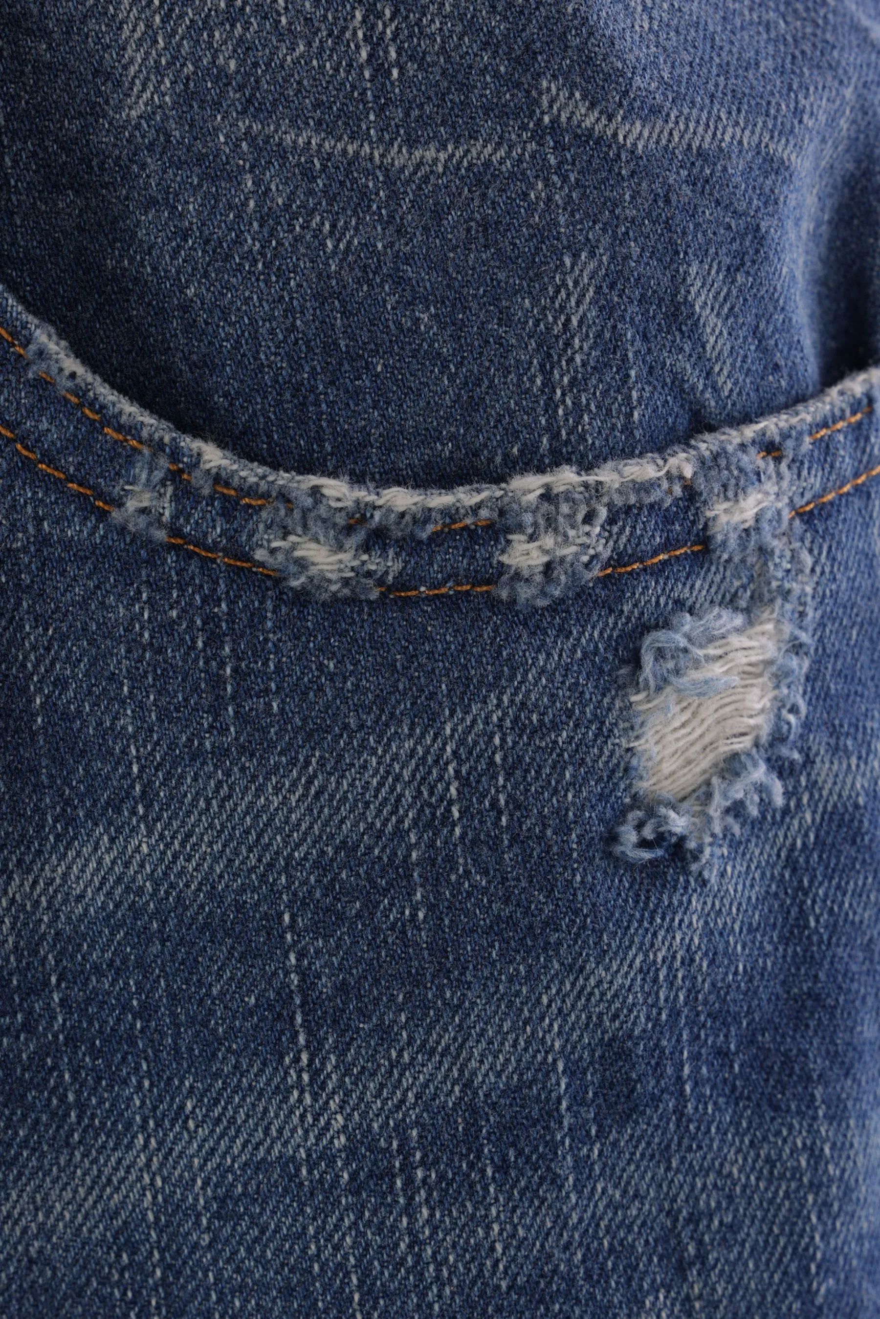straight-fit jeans in denim